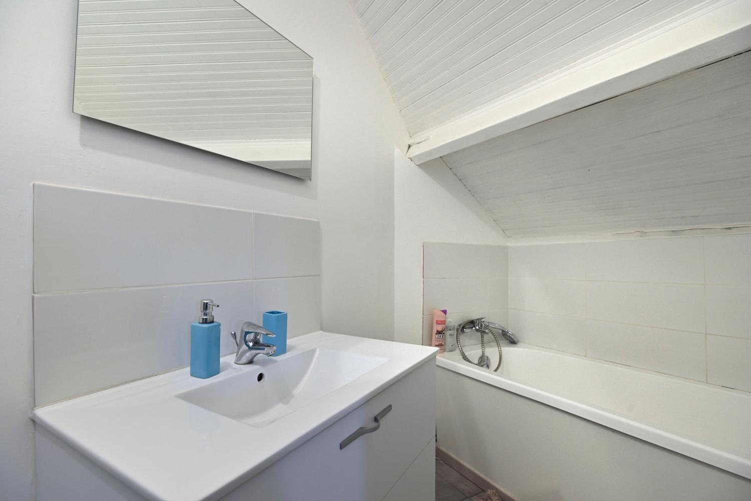 T2 Cosy Et Lumineux - Proche Centre Et Commodites Сен-Кантен Экстерьер фото